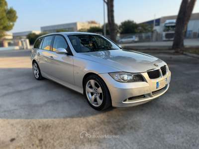 BMW Serie 3 320 12 MESI DI GARANZIA Grigio usata Recanati