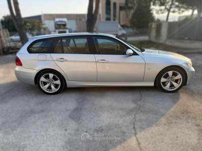 BMW Serie 3 320 12 MESI DI GARANZIA Grigio usata Recanati