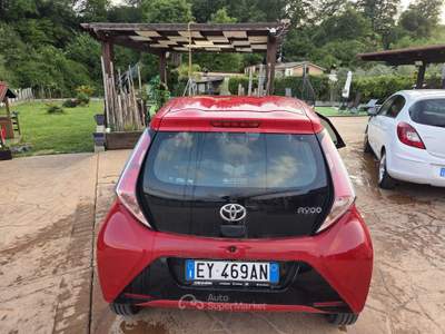 Toyota Aygo auto perfetta in tutto tutta tagliandata con garanzia Rosso usata fonte nuova