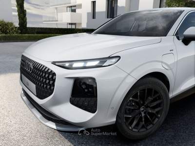Audi Q3 Audi Q3 Sportback Business Advanced e-hybrid200 kW S tronic Bianco usata Parma