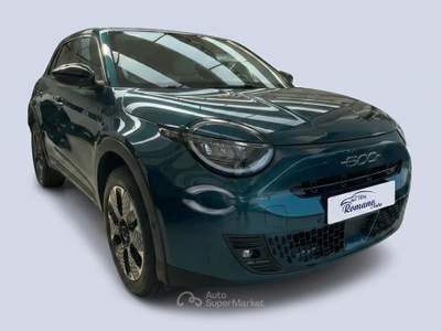 Fiat 600 Hybrid DCT MHEV La Prima Bianco usata Sant'Anastasia