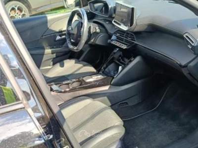 Peugeot 208 GT Hybrid 110 E-DCS6 Nero usata Sant'Anastasia