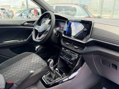 Volkswagen T-Cross  1.0 tsi R-Line Plus 115cv Bianco usata Sant'Anastasia