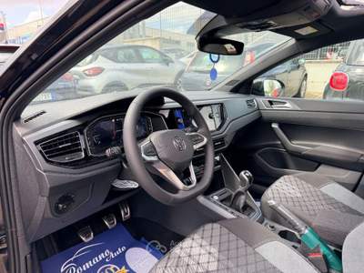 Volkswagen Taigo  1.0 tsi R-Line Plus 115cv Nero usata Sant'Anastasia