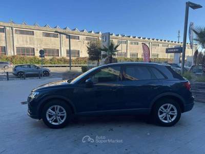 Audi Q3 4x4 2.0 tdi Business Quattro-Proprietario unico-DOPPIO TRENO DI GOMME Blu/Azzurro usata Savona