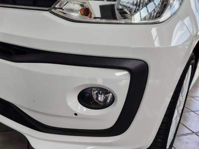 Volkswagen up! up! 5p 1.0 High up! 60cv Bianco usata Viadana