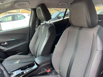 Peugeot 2008 2008 1.5 bluehdi Allure s&amp;s 130cv eat8 Grigio usata Grottaferrata