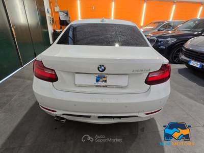 BMW Serie 2 220d d Coupe Sport 184cv auto Bianco usata Curno