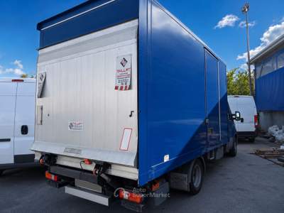 Iveco Daily 35 C16H3.0 3750 cab. HD Blu/Azzurro usata Verona