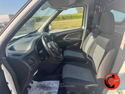 Fiat Doblò 1.4 N.P(ALLESTITO EX RETE GAS-PC-TN)CRUISE-SENSORI Bianco usata Martignana di Po
