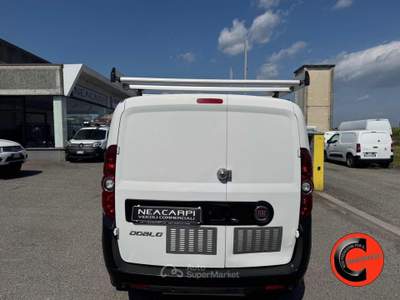 Fiat Doblò 1.4 N.P(ALLESTITO EX RETE GAS-PC-TN)CRUISE-SENSORI Bianco usata Martignana di Po