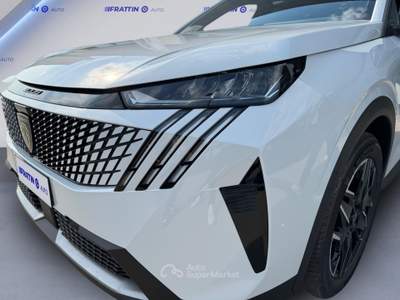 Peugeot 3008 3008 Hybrid 145 E-Dcs6 Allure Bianco usata Cassola