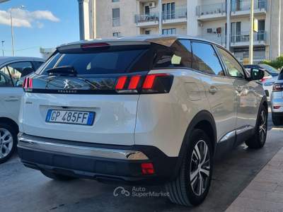 Peugeot 3008 S&S EAT8 Allure Pack Bianco usata Altamura