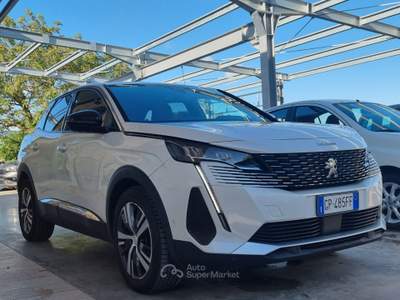 Peugeot 3008 S&S EAT8 Allure Pack Bianco usata Altamura