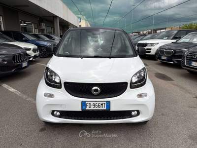 Smart ForTwo 1.0  71cv Bianco usata Lallio