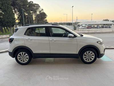 Volkswagen T-Cross 1.0 TSI 110 CV DSG Life CARPLAY Bianco usata Carovigno