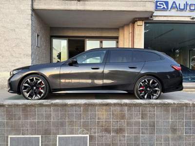 BMW Serie 5 540d 540 d 48V xDrive Touring Msport Pro Grigio usata Carovigno