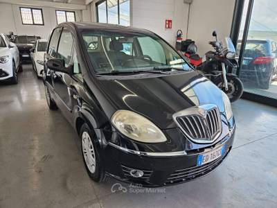 Lancia Musa Musa II 2007 1.4 8v NEOPATENTATI Nero usata Martinengo