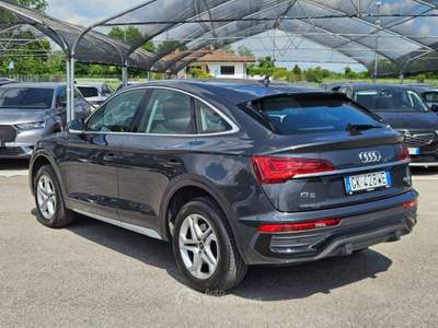 Audi Q5 Sportback 40 2.0 tdi Ad-Sport 4x4 S-tronic-GK428WE Grigio usata Basiliano