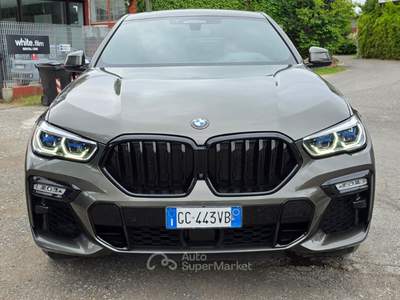 BMW X6 x6 m 50d strafull reale in sede Verde usata Roma