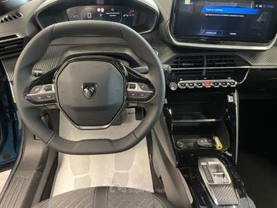 Peugeot 2008 1.2 Hybrid 145 CV e-DCS6 Allure KM0 MY26 Blu/Azzurro usata Alcamo