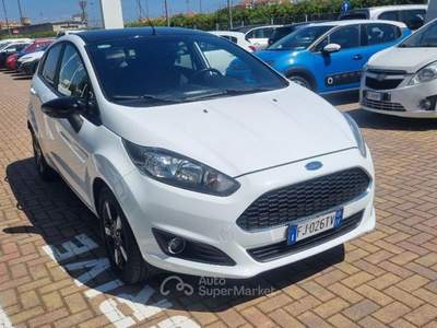 Ford Fiesta 1.5 TDCi 75CV 5 porte Titanium Bianco usata Savona