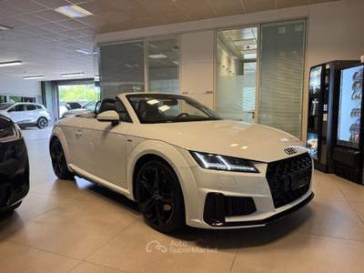 Audi TT Roadster 40 TFSI S tronic+SLINE+19+MATRIX+TELECAM. Bianco usata Arsago Seprio