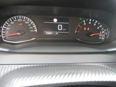Peugeot 208 PURETECH 100 S-S 5P ACTIVE PACK Giallo usata Albissola Marina