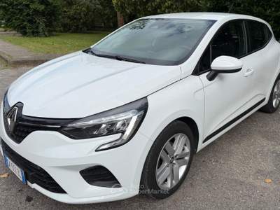 Renault Clio RENAULT CLIO 1.0 TCE 90 CV, BUSINESS x NEOPATENTATI Bianco usata Vigarano Mainarda