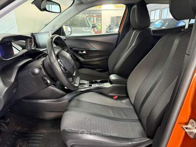 Peugeot 2008 Peugeot 2008 1.5 Hdi 110cv GT Arancione usata Pompei