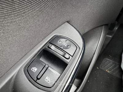Opel Corsa Opel Corsa 1.2 Benzina – 5 Porte – Perfetta per Neopatentati Marrone usata Riccione