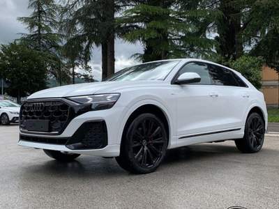 Audi Q8 SUV TDI quattro S line IVA DED NUOVO MODELLO Bianco usata Sant'Angelo in vado
