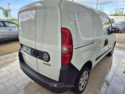 Fiat Doblò Doblò 1.6 MJT 105CV S&S PC-TN Cargo Business Bianco usata Francavilla Fontana