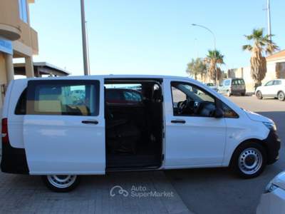 Mercedes-Benz Vito 2.0 114 CDI PL Tourer Base Long Bianco usata Trapani