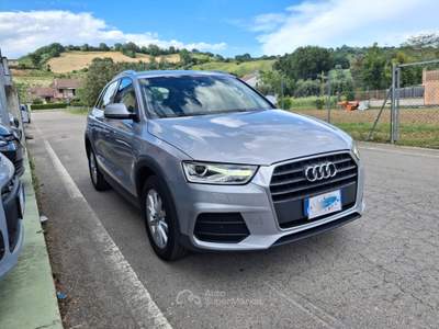 Audi Q3 2.0 TDI 120cv Km 106.000 - 2017 Argento usata CASTELLALTO
