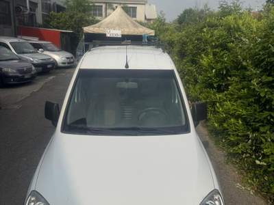 Opel Combo VETTURA IN OTTIME CONDIZIONI KM CERTIFICATI IMPIANTO A METANO Bianco usata Casarile