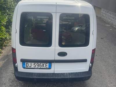 Opel Combo VETTURA IN OTTIME CONDIZIONI KM CERTIFICATI IMPIANTO A METANO Bianco usata Casarile