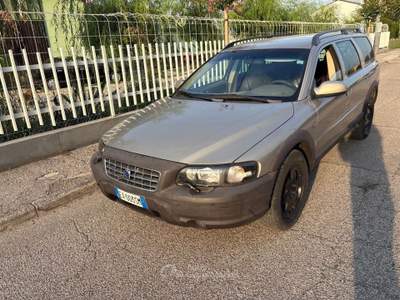 Volvo V70/XC70 2.4 D5 20V cat Argento usata Asigliano Veneto