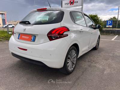 Peugeot 208 208 GPL Bianco usata Ponsacco