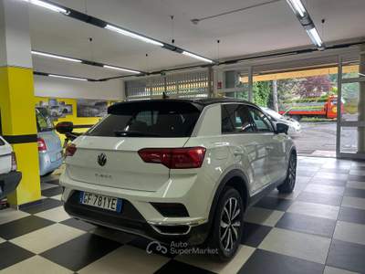 Volkswagen T-Roc 2.0 TDI SCR ADVANCED BLUEMOTION TECHNLOGY, EURO 6 Bianco usata Arezzo