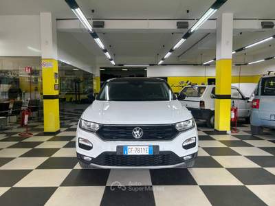 Volkswagen T-Roc 2.0 TDI SCR ADVANCED BLUEMOTION TECHNLOGY, EURO 6 Bianco usata Arezzo