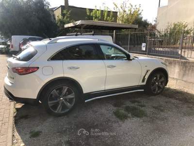 Infiniti FX serie s premium Bianco usata Rimini