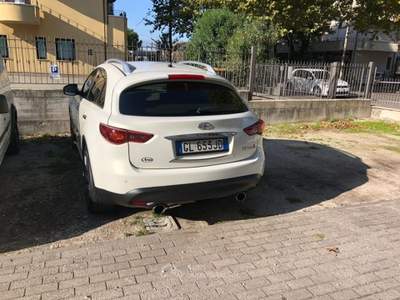 Infiniti FX serie s premium Bianco usata Rimini