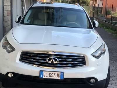 Infiniti FX serie s premium Bianco usata Rimini