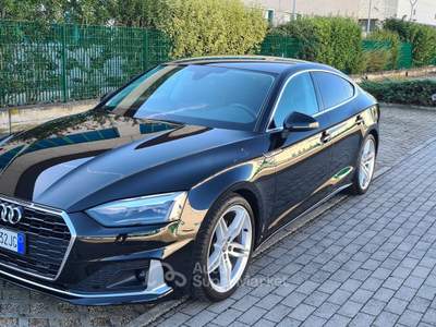 Audi A5 Auto come nuova sempre in garage non fumatore Nero usata Carpi Audi A5 Auto come nuova sempre in garage non fumatore Nero usata Carpi