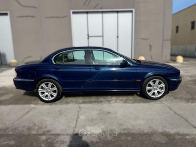 Jaguar X-Type 12 MESI DI GARANZIA  ASI Blu/Azzurro usata Recanati