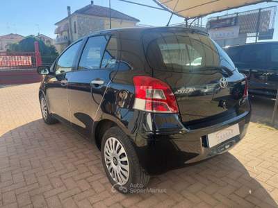 Toyota Yaris Toyota Yaris 1.4 D-4D Sol #10581 Nero usata Alessandria