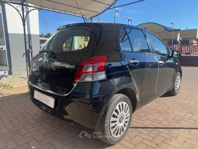 Toyota Yaris Toyota Yaris 1.4 D-4D Sol #10581 Nero usata Alessandria