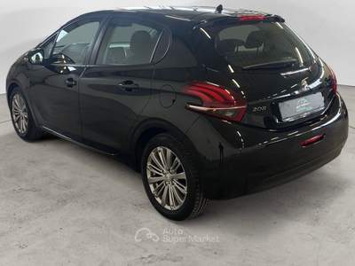 Peugeot 208 PEUGEOT 208  1.2 Nero usata Castelbaldo