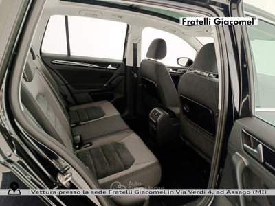 Volkswagen Golf sportsvan 1.4 tsi highline executive (business) 150cv dsg Nero usata Assago